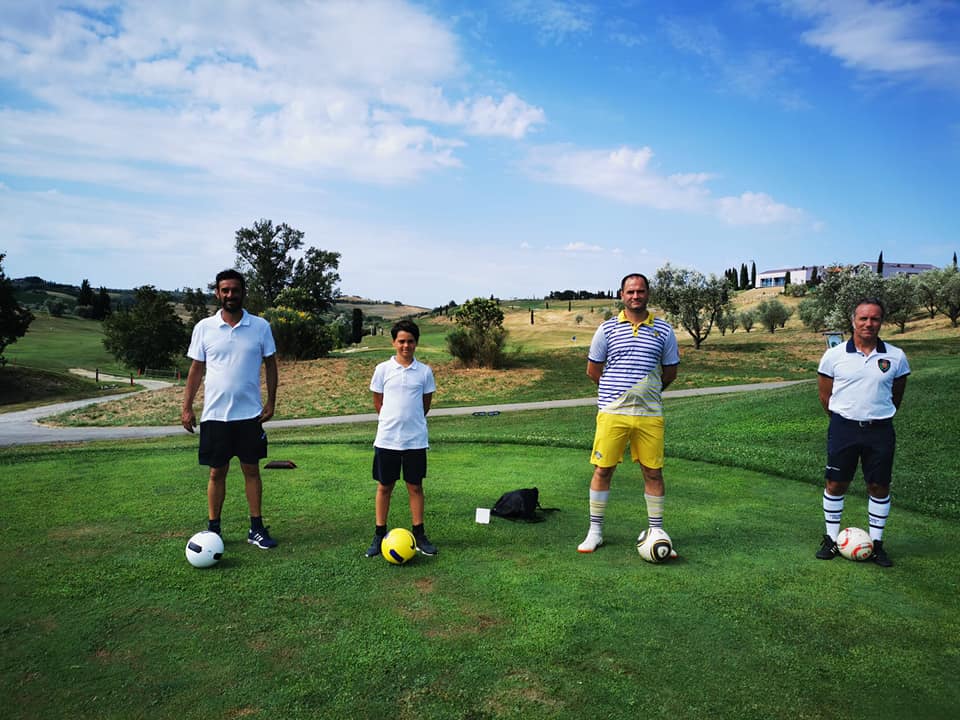 footgolf toscana giocatori sul campo